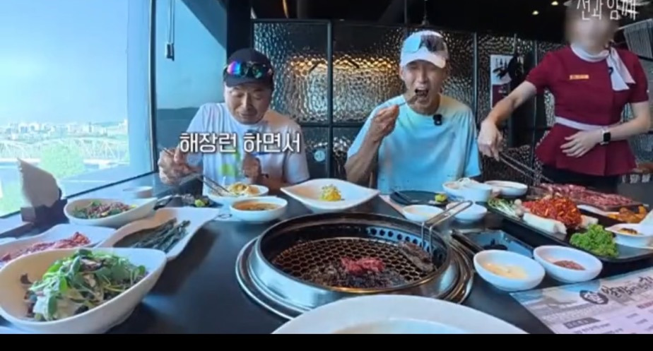 게시물 이미지